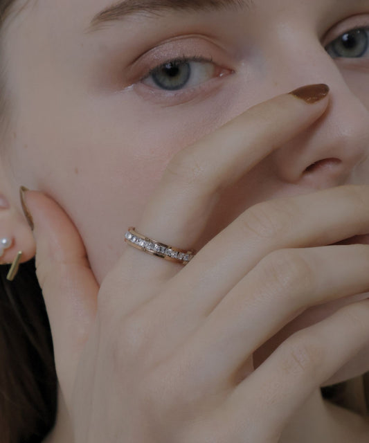 one line stone ring