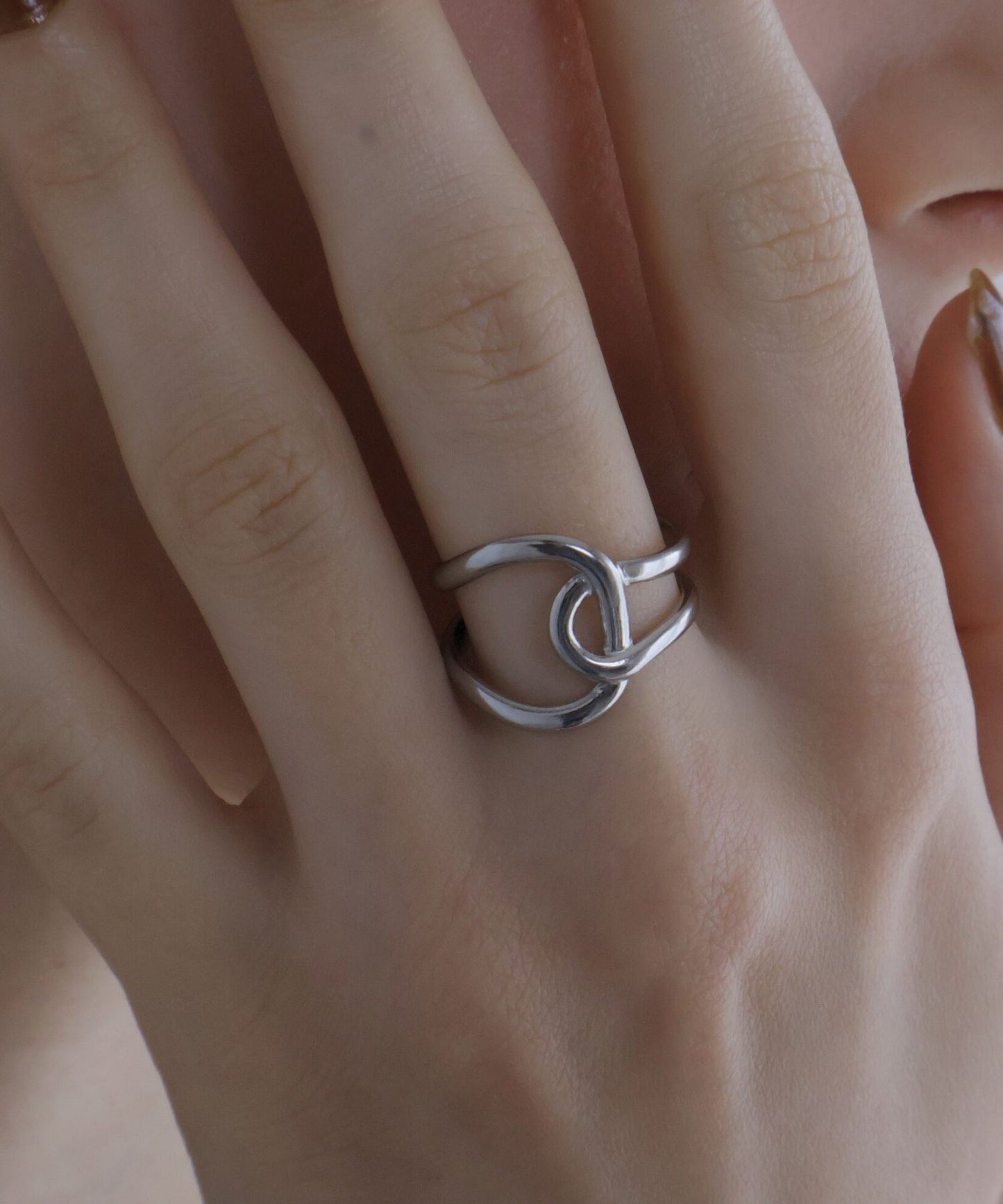 mirage loop ring