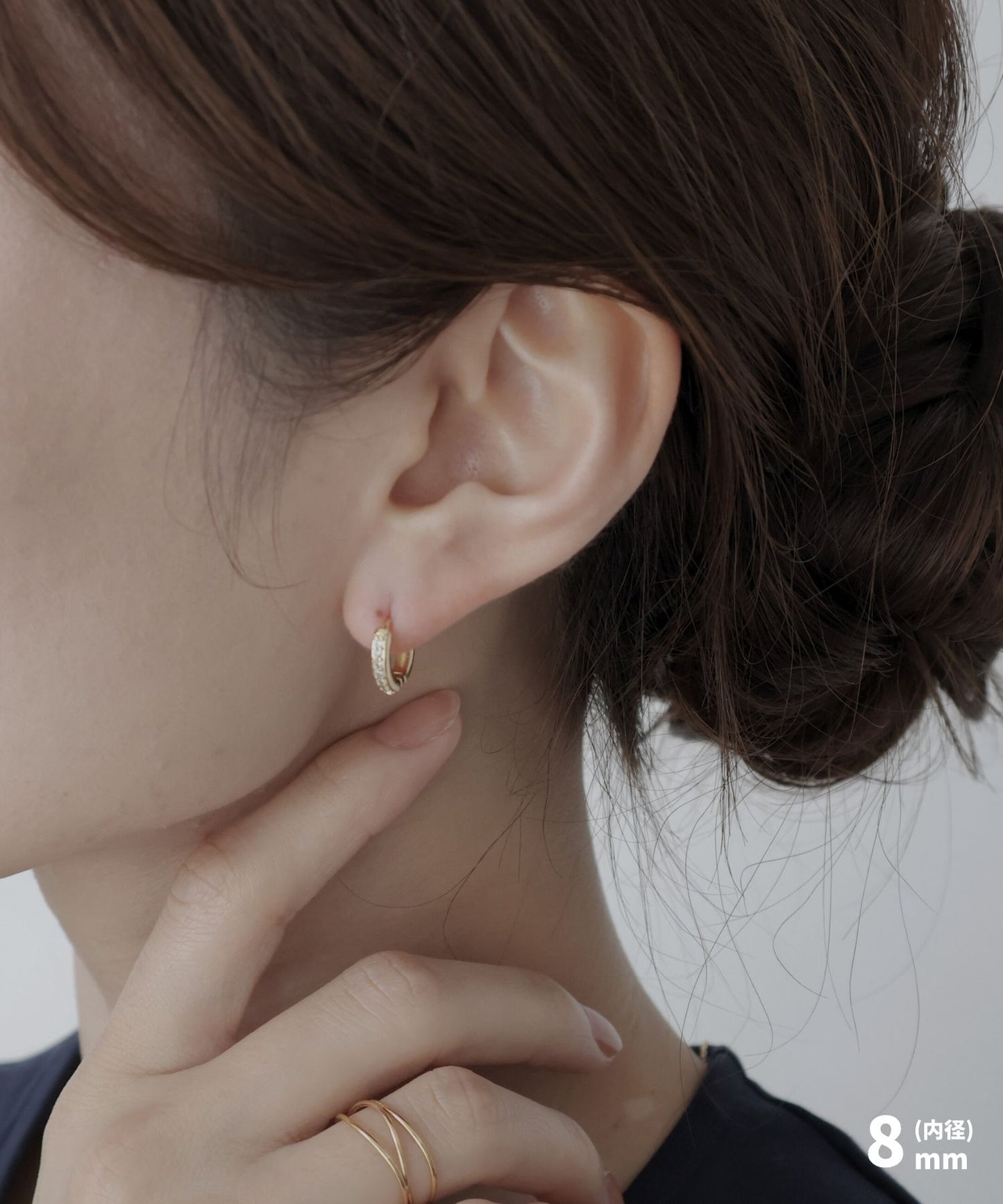 stone line hoop pierce