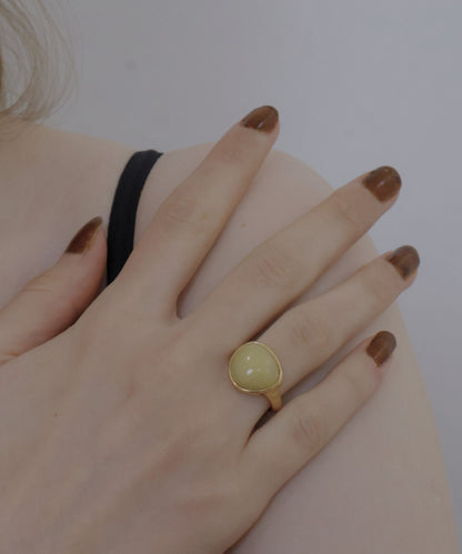 stone oval ring