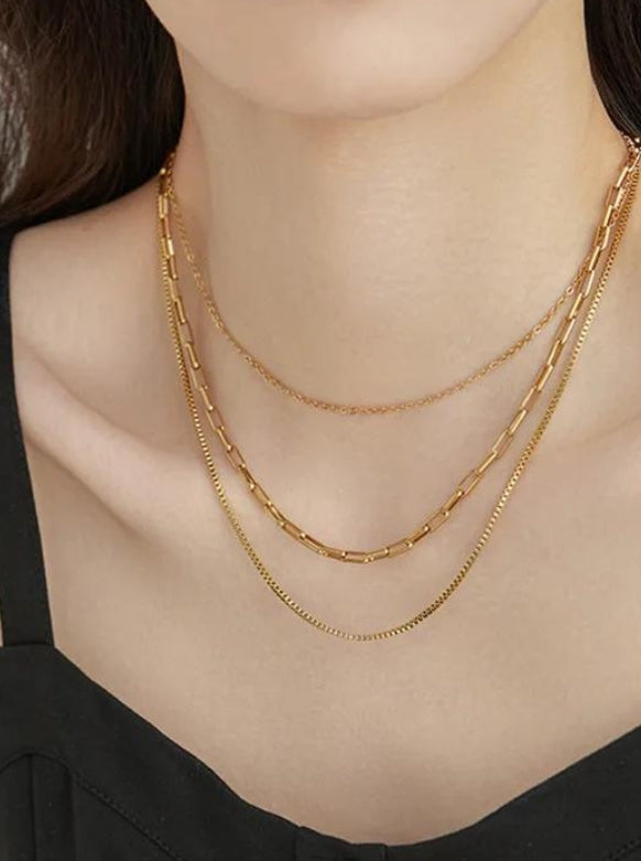 triple chain necklace